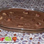 Torta gelato fatto in casa al cioccolato e Kinder Bueno