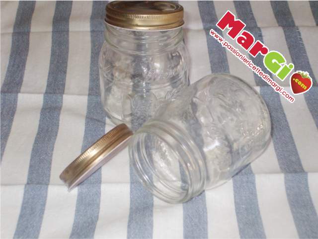 sterilizzare vasetti e bottiglie di vetro