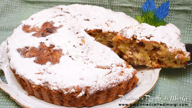 Torta con mele e pere